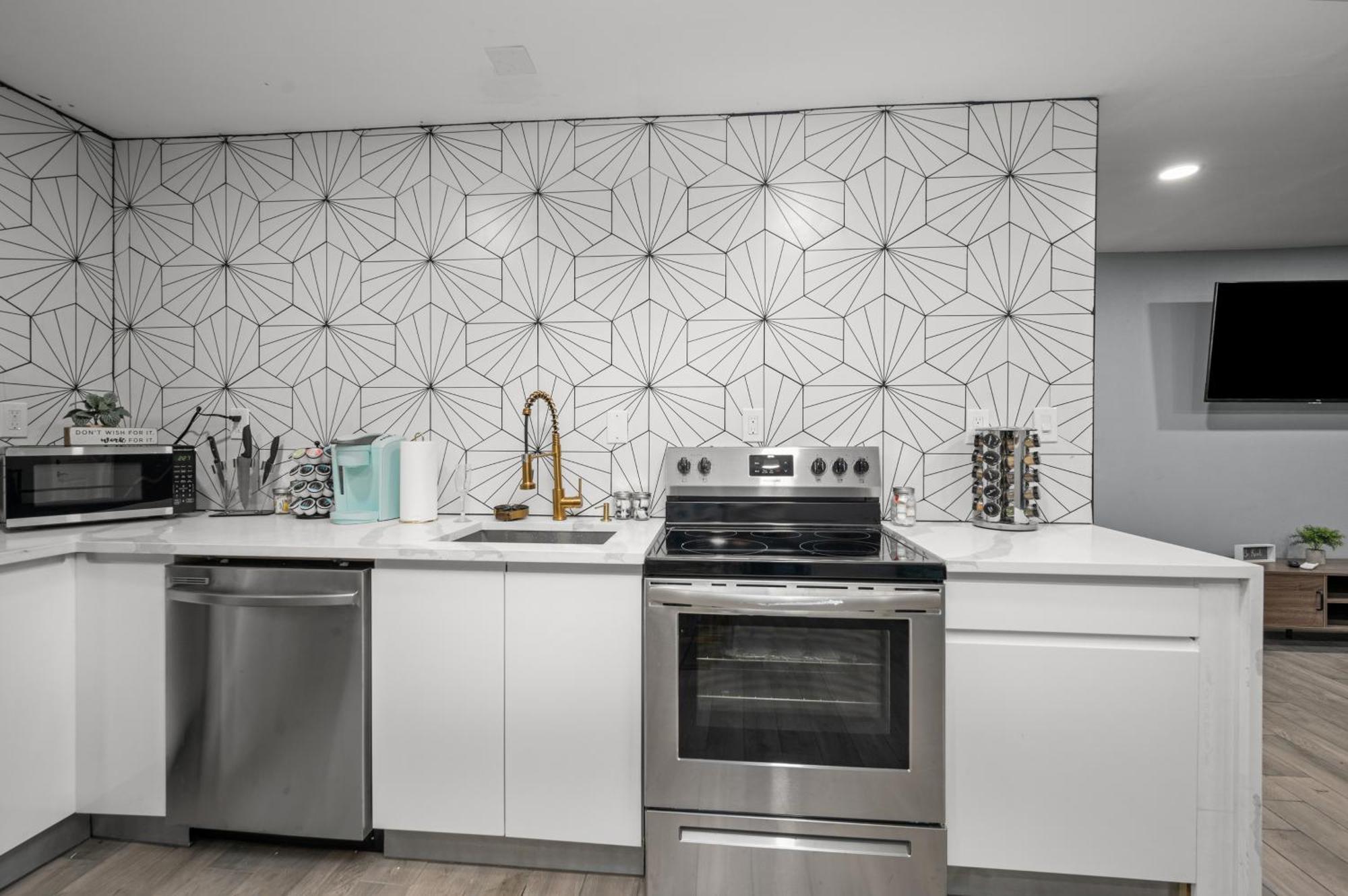 Comfortable 2Br Uptown Escape With Free Park ヒューストン エクステリア 写真
